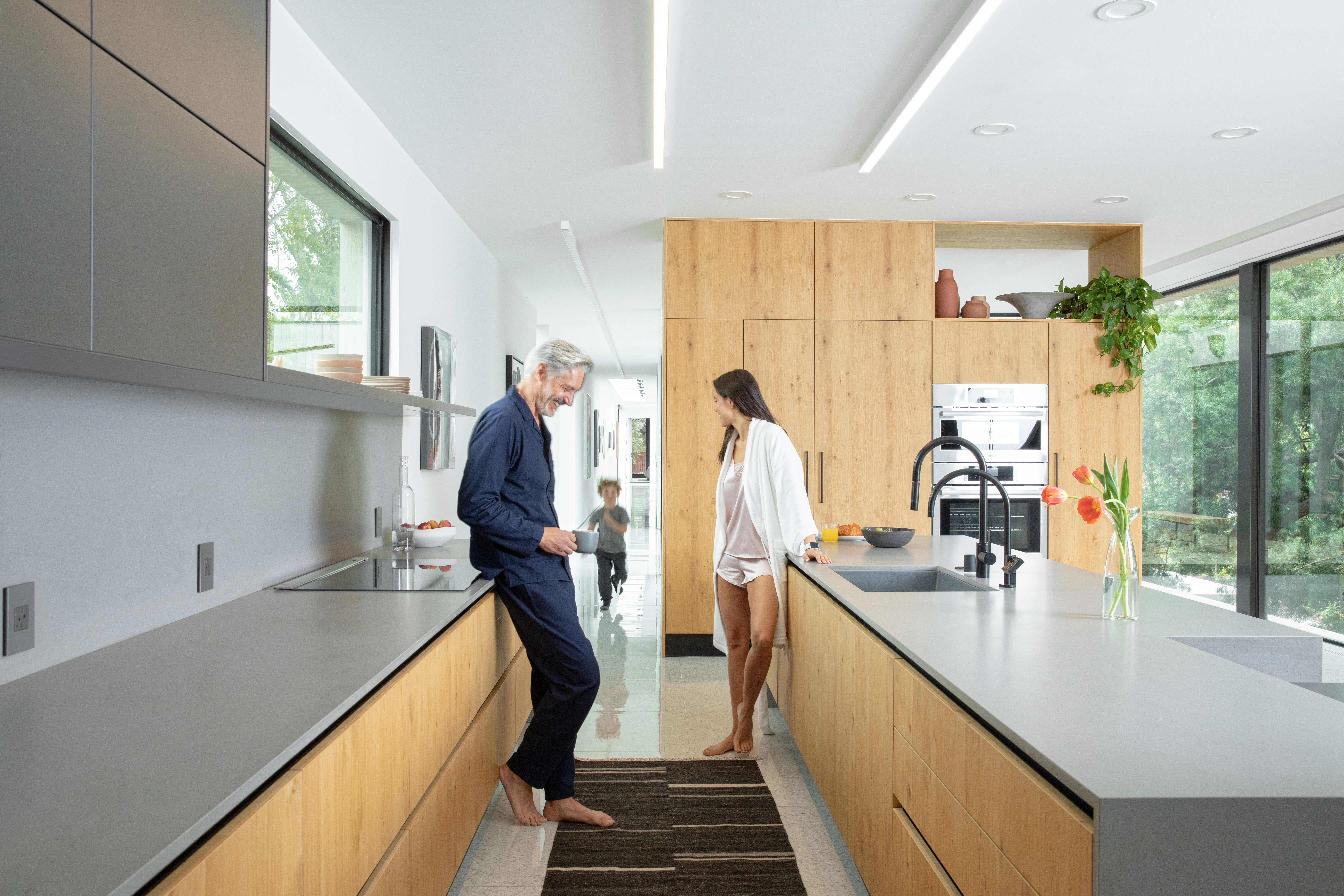 Kitchen automation and family living
