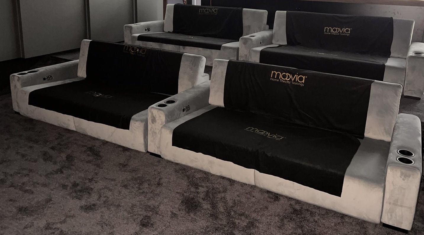 Private cinema seating